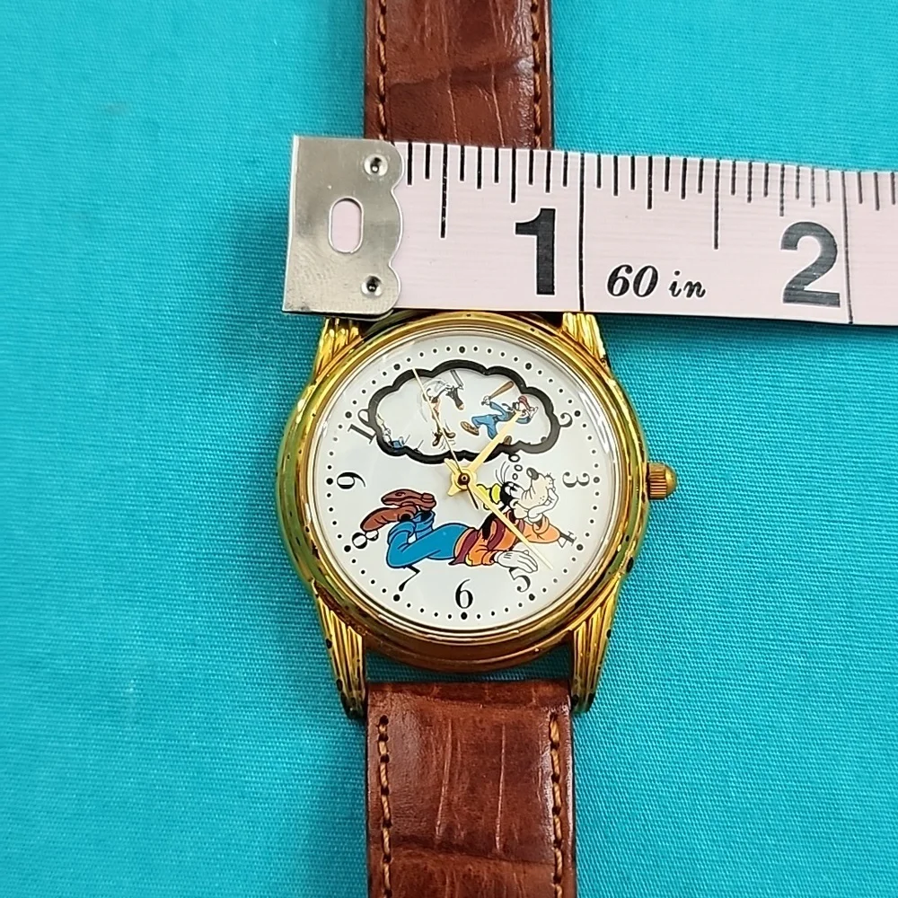 EUC Vintage Rare Disney Daydreaming Goofy Watch